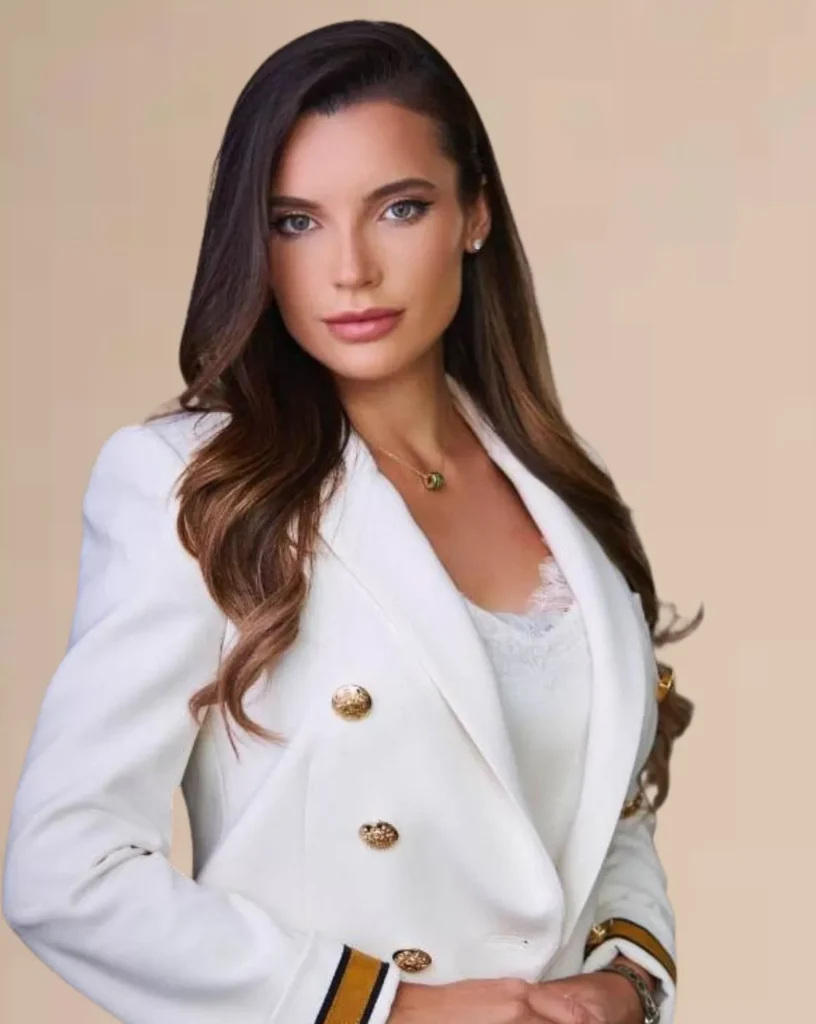 Veronika Khomyn Age